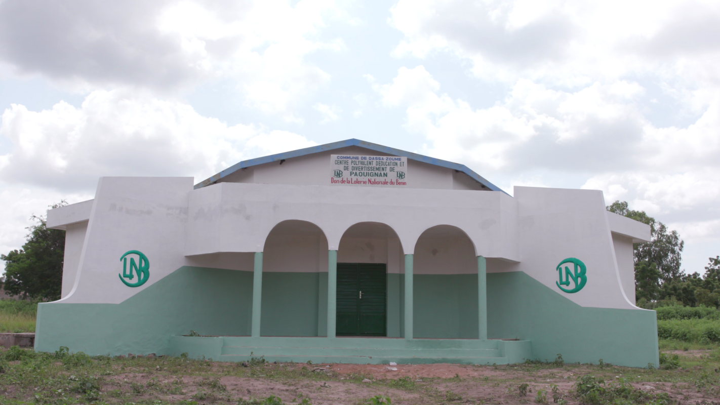 Centre polyvalent d'éducation et de divertissement à Paouignan (Dassa-Zoumè)